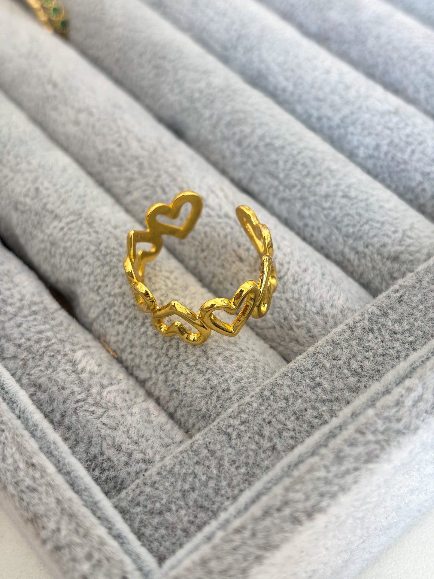 Anillo corazones