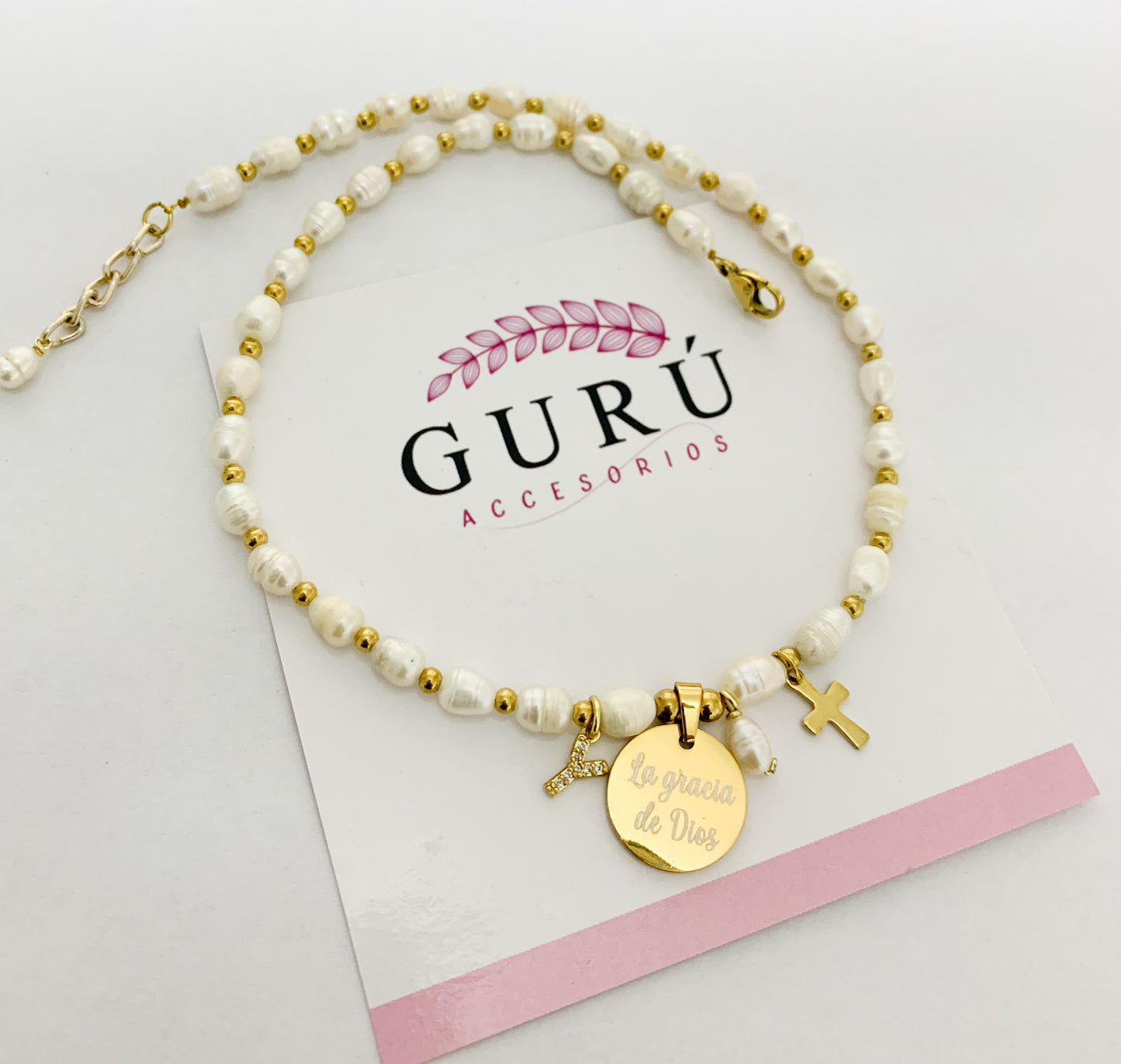 Collar gardenia
