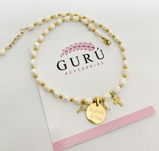 Collar gardenia